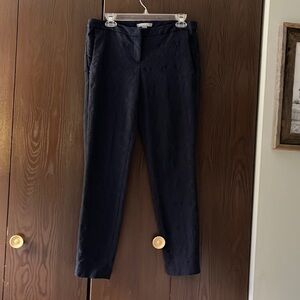 St. Tropez navy blue pants. Size 8. Textured pattern.